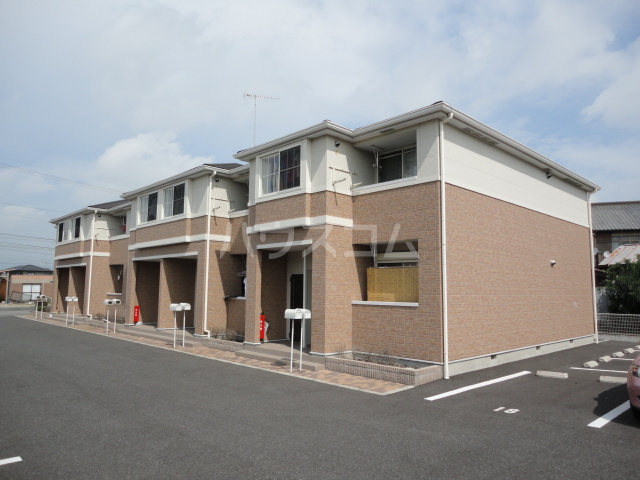 23/24 駐車場