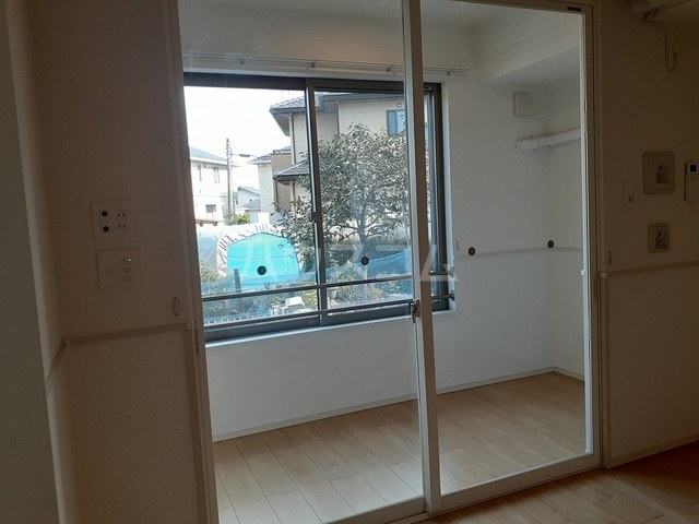 13/22 バルコニー