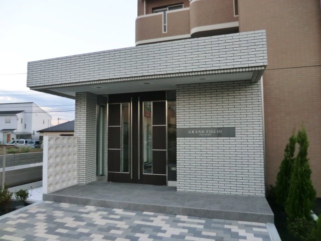 16/26 エントランス