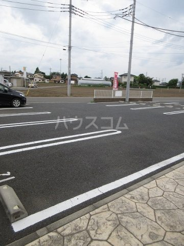 14/20 駐車場