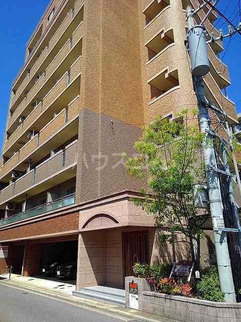 13/22 エントランス