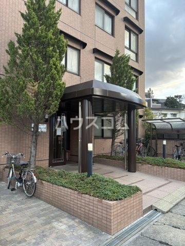 14/16 エントランス