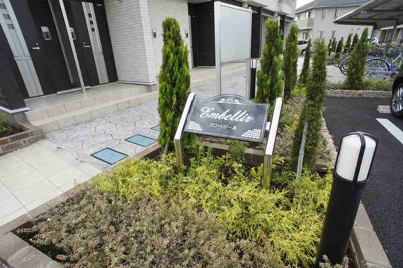 16/25 エントランス