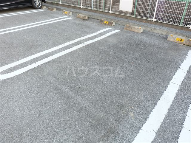 2/10 駐車場