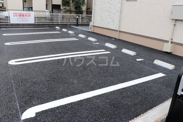 23/29 駐車場
