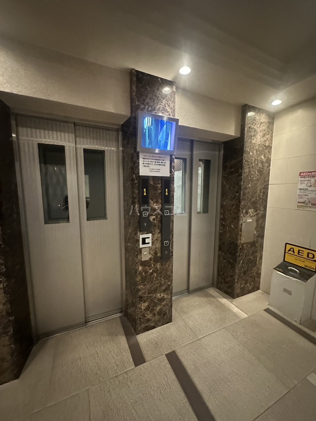 29/30 エントランス