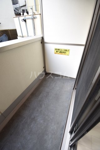 21/30 バルコニー