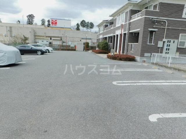 14/21 駐車場
