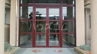 14/18 エントランス