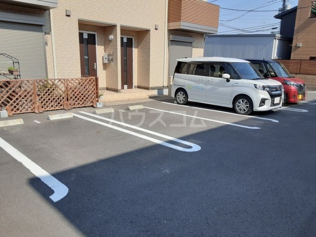 28/30 駐車場