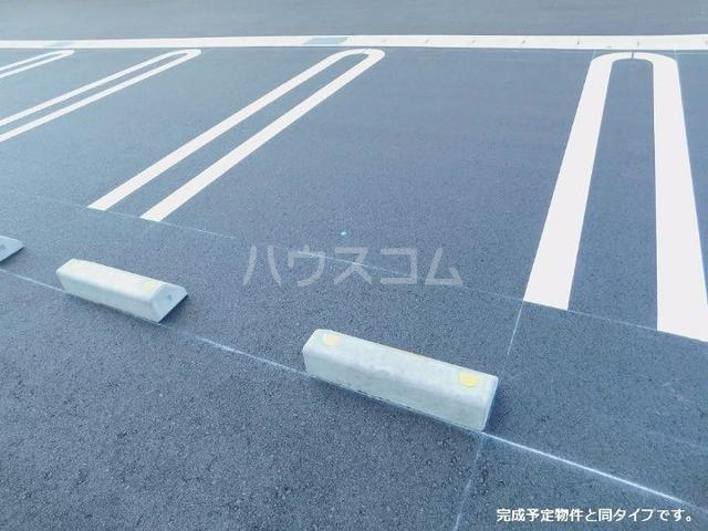 15/23 駐車場