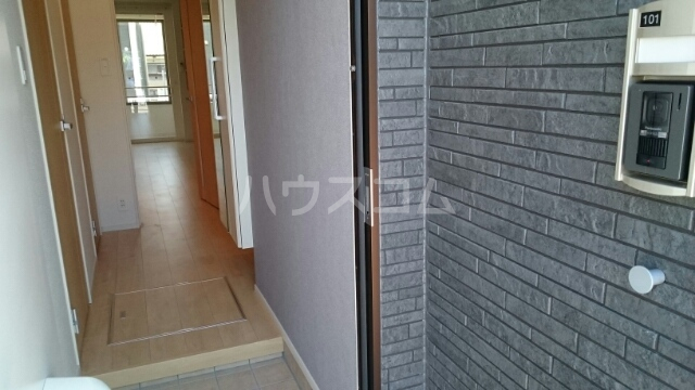 5/23 玄関