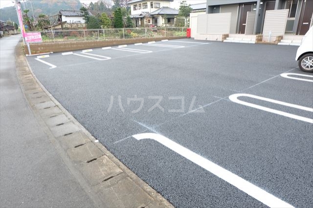 22/29 駐車場