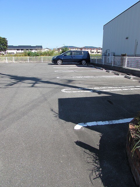 14/20 駐車場