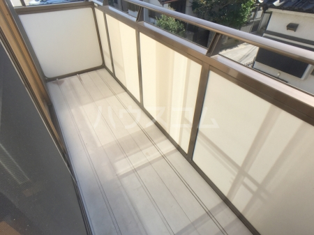 23/30 バルコニー