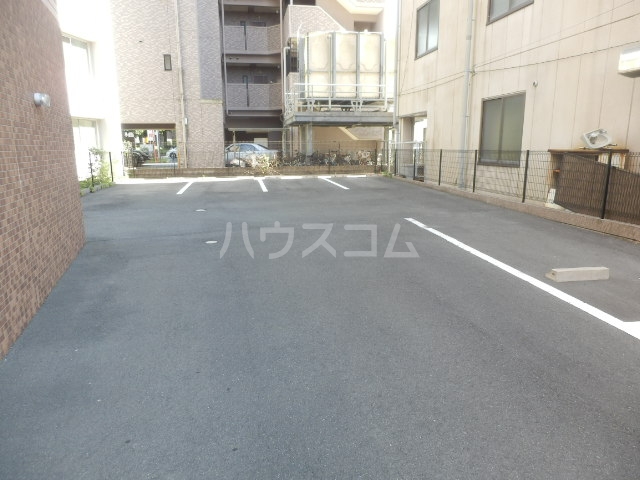 21/30 駐車場