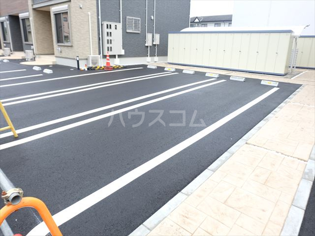 22/29 駐車場