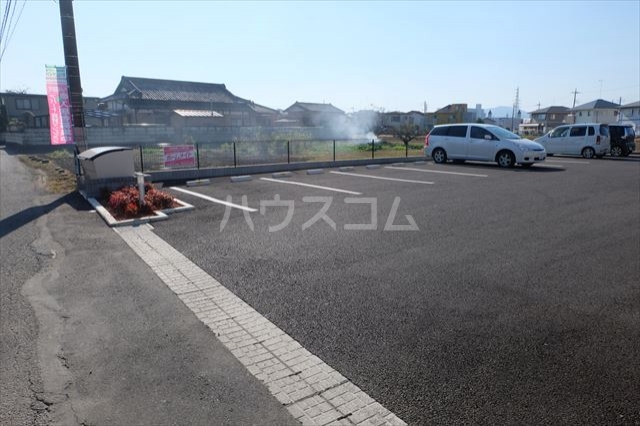 22/30 駐車場