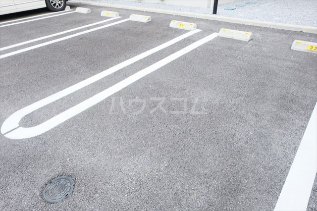 19/27 駐車場