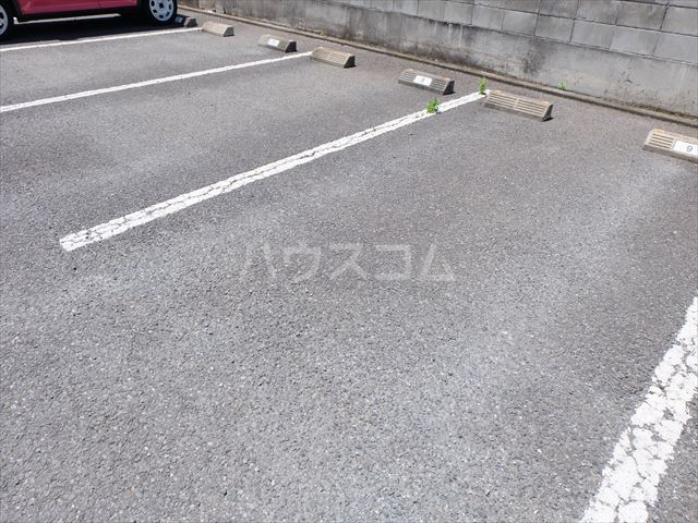 22/30 駐車場