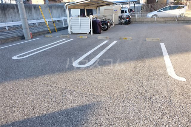 2/10 駐車場