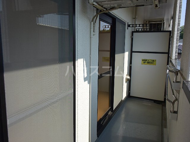 23/30 バルコニー