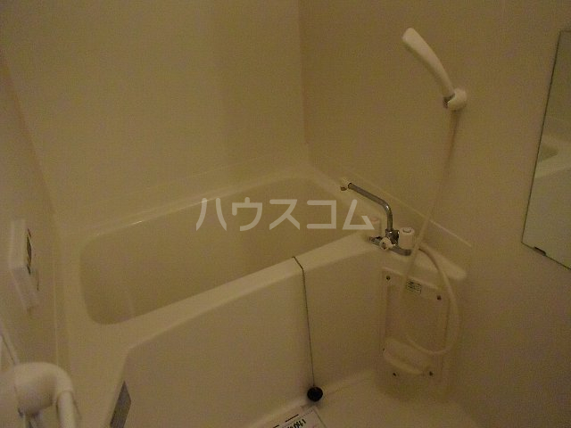 19/30 浴室