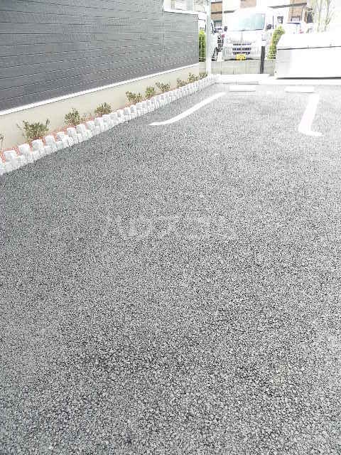 15/25 駐車場