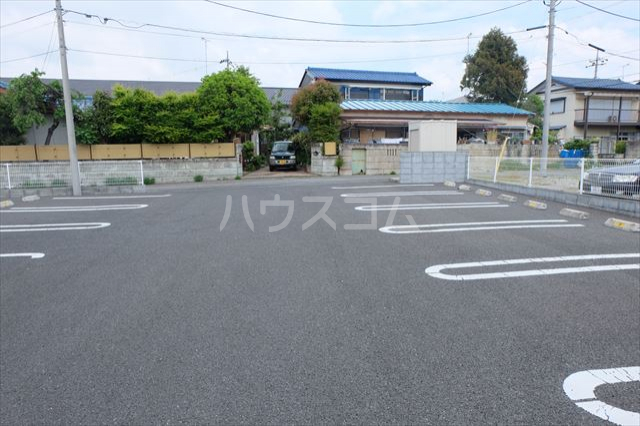 22/29 駐車場