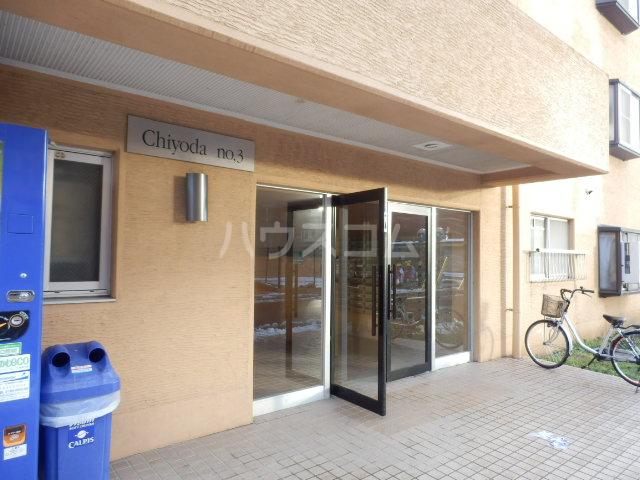 22/28 エントランス