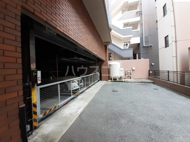4/10 駐車場