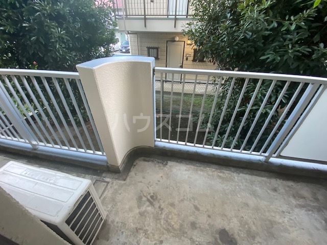 13/22 バルコニー
