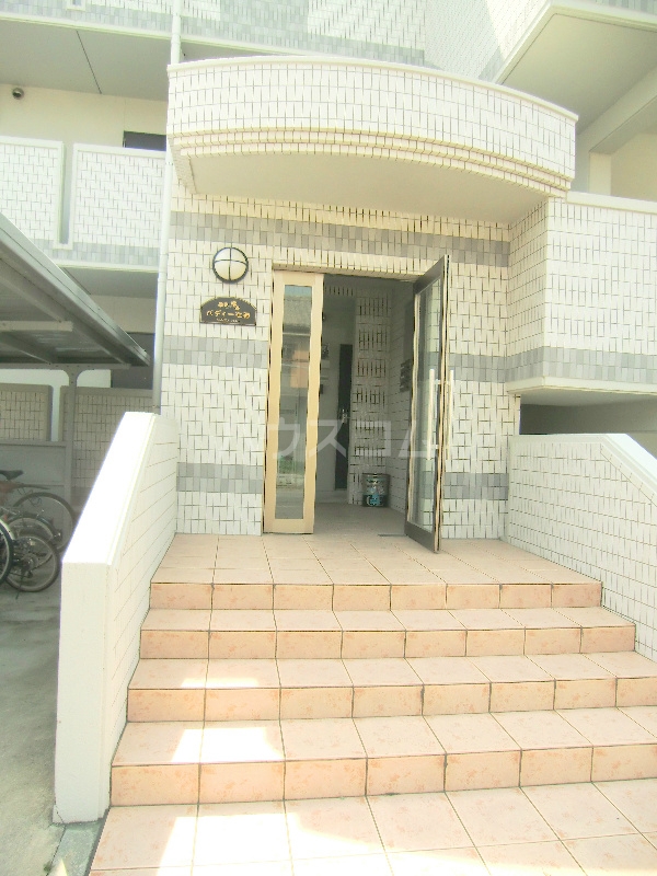 15/25 エントランス