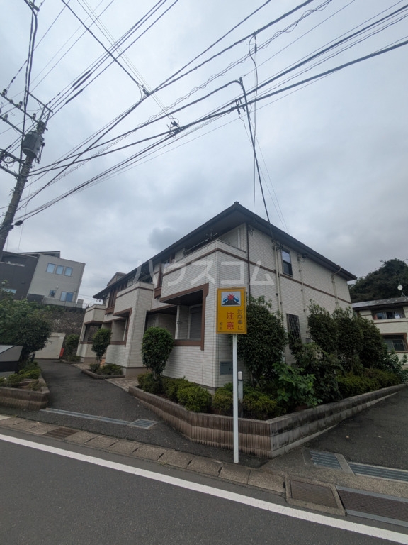 27/30 駐車場