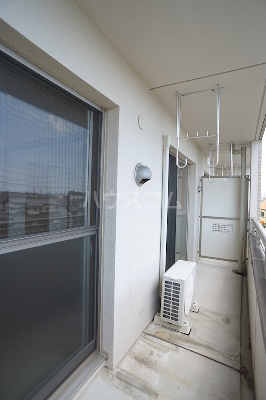 21/30 バルコニー