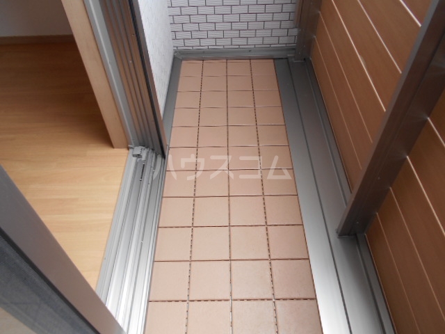 13/26 バルコニー