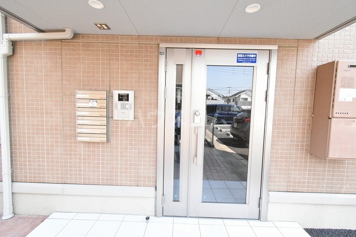 13/24 エントランス