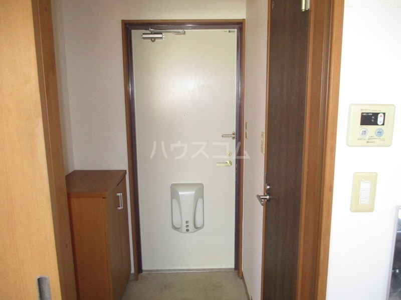 13/30 玄関