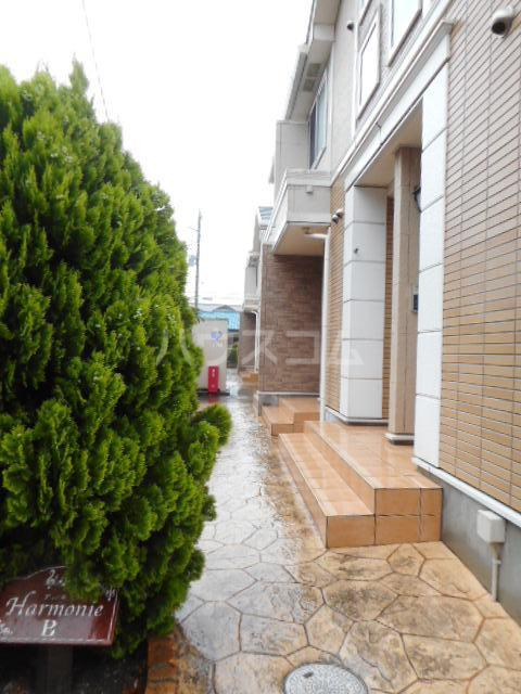 13/22 エントランス