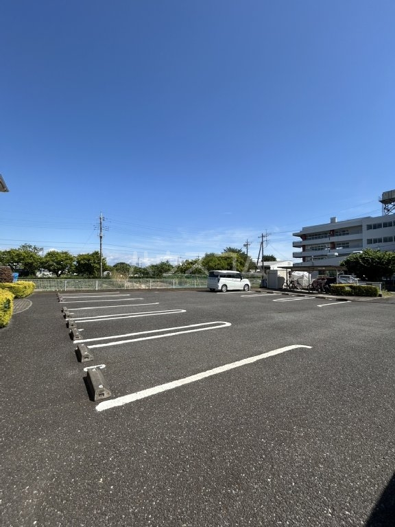 25/30 駐車場