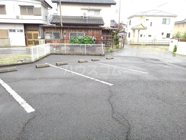 14/20 駐車場