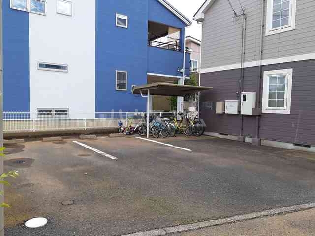 14/20 駐車場