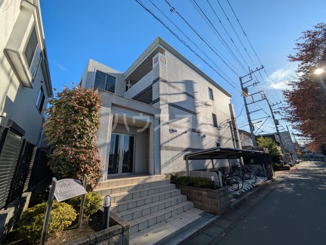 26/30 エントランス