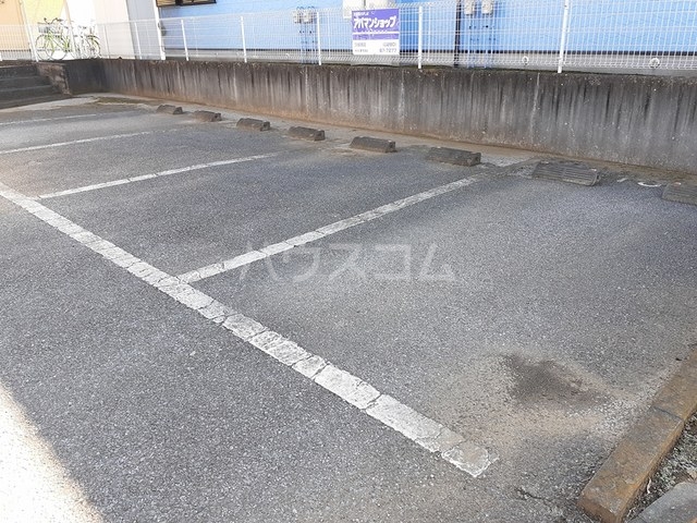 16/26 駐車場