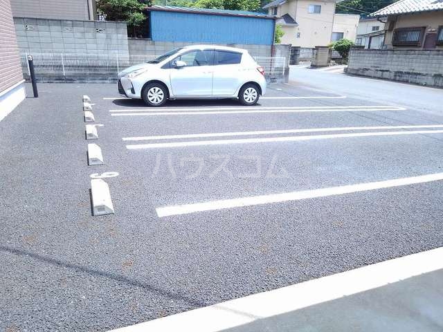 2/8 駐車場