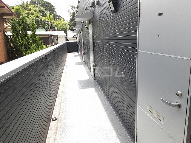 29/30 エントランス