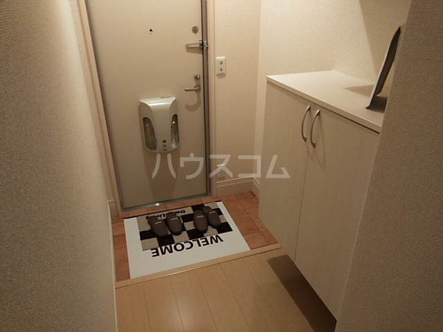 14/30 玄関