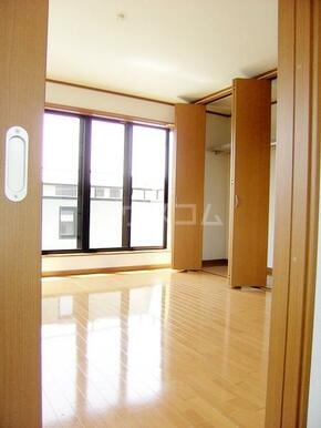 13/18 バルコニー