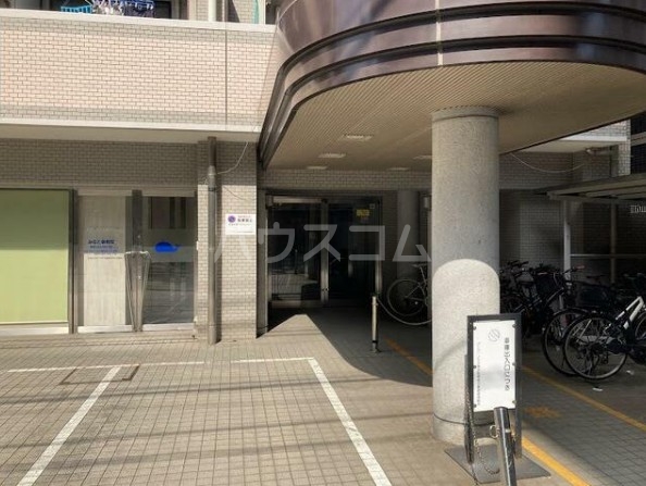 14/16 エントランス