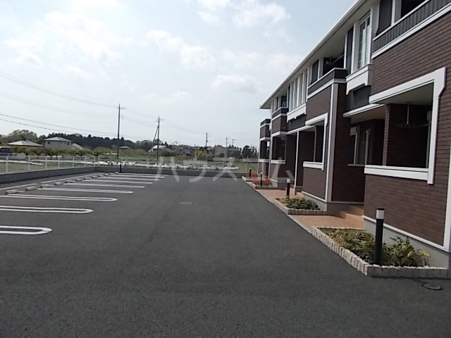 2/8 駐車場